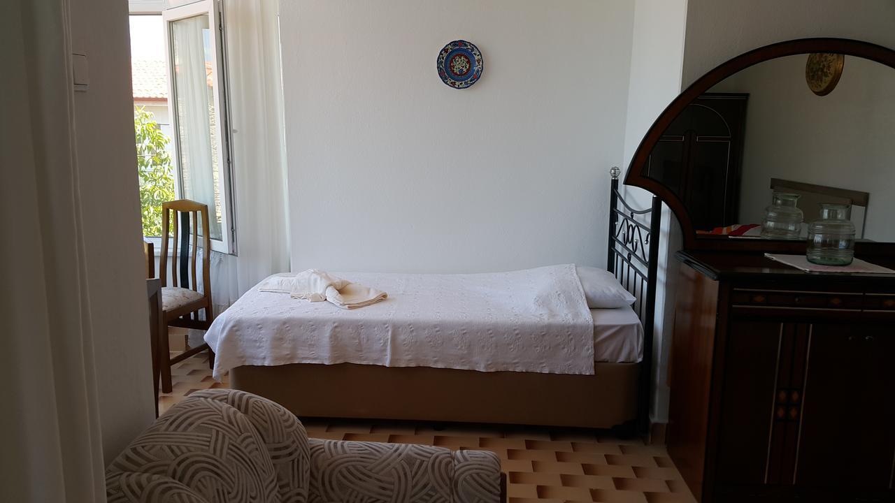 Ayvalik Pansiyon エクステリア 写真