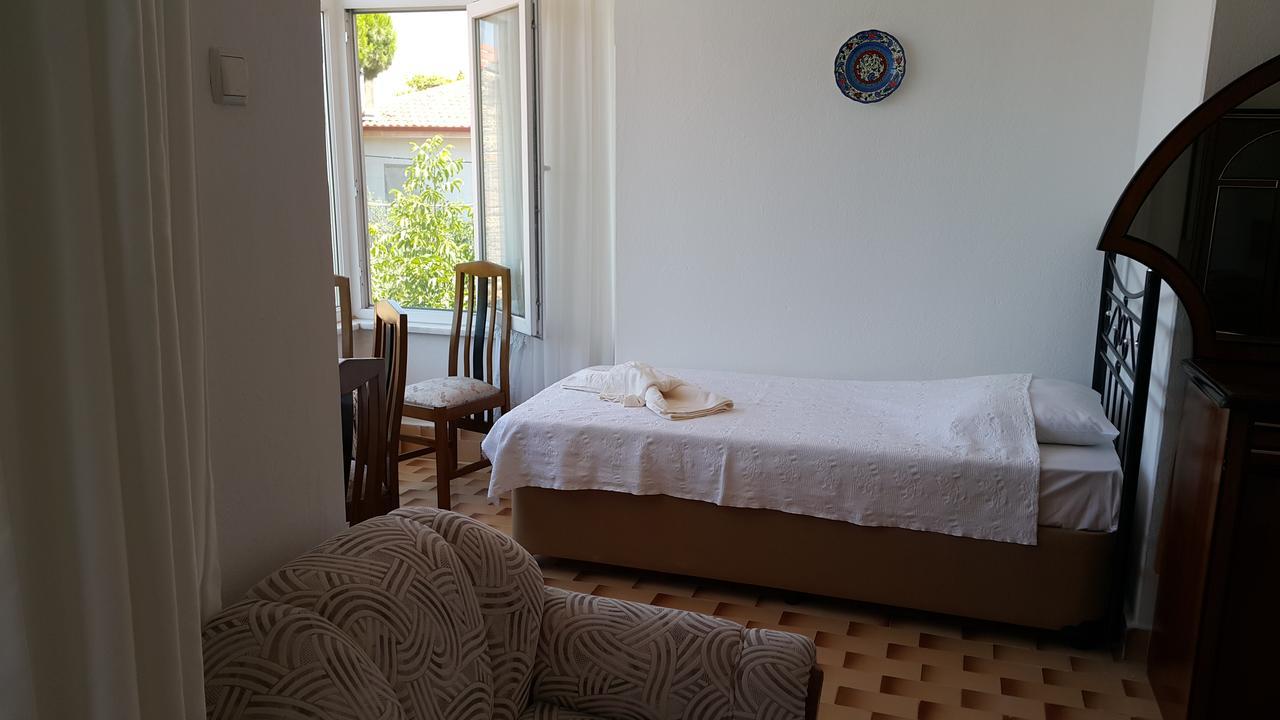 Ayvalik Pansiyon エクステリア 写真